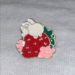 Bunny and strawberries pin 🍓🐇